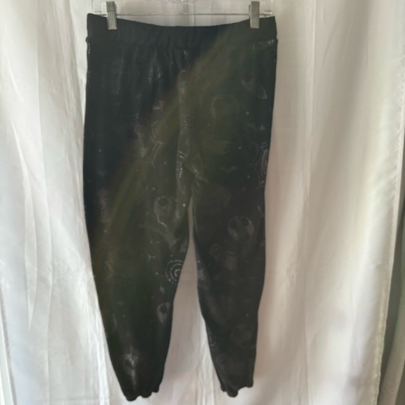 Disney Nightmare before Christmas PJ pants in black velour SZ M. NWOT - Picture 11 of 12